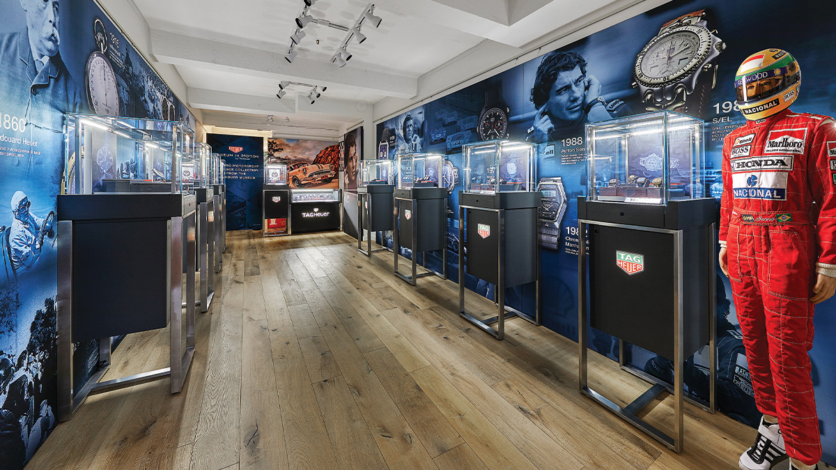 Setting the Scene with Custom Signage