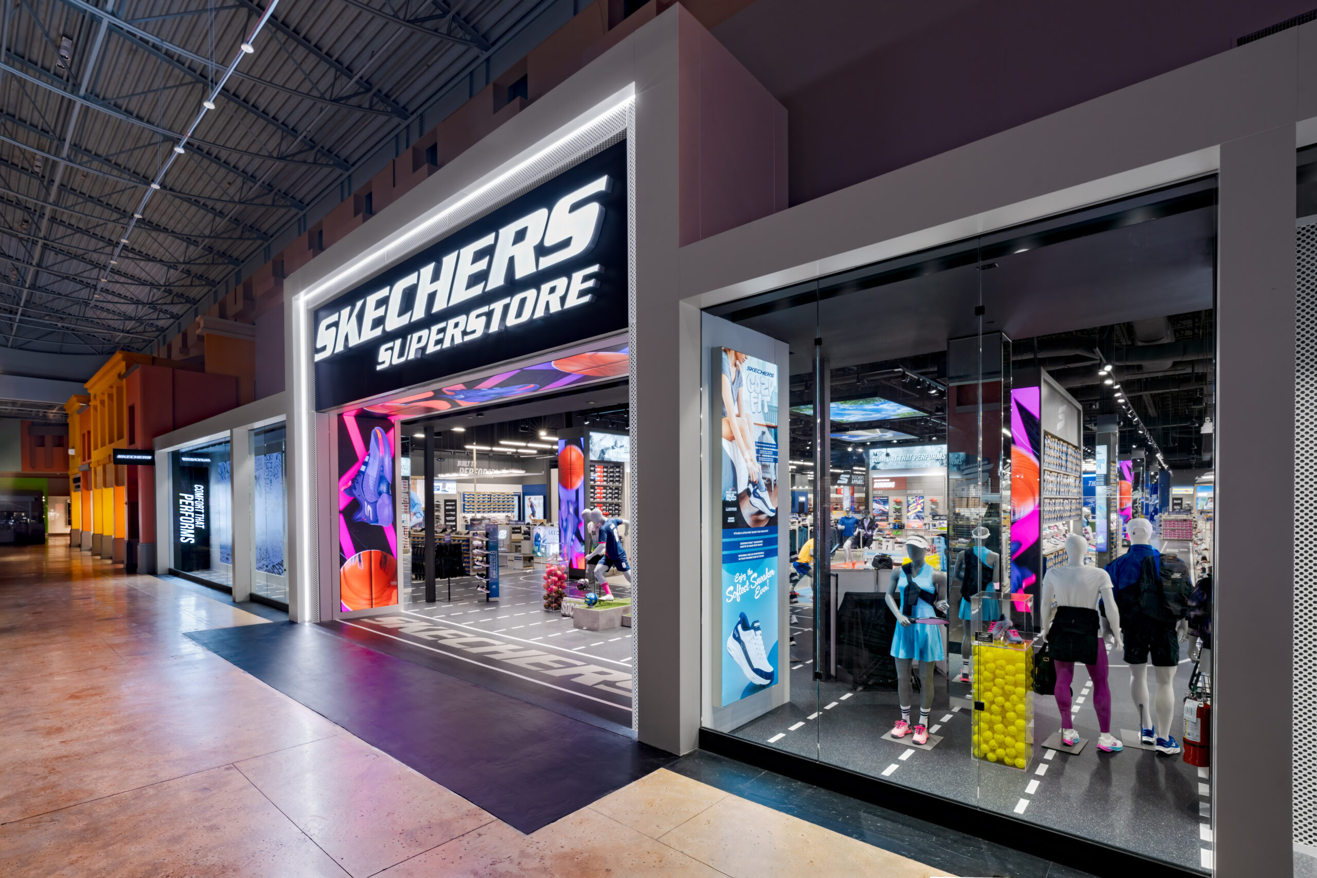 Skechers Opens First US Performance Store
